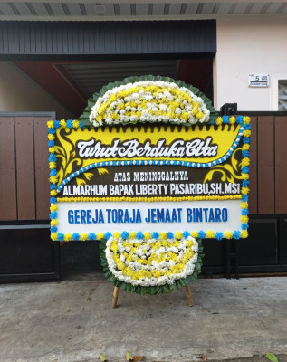 Papan Bunga Duka di Kukusan
