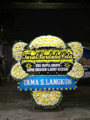 Papan Bunga Duka di Kukusan